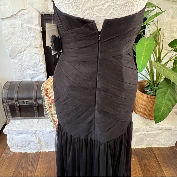 White by Vera Wang Black Strapless Romantic Goth Evening Gown Size 4 NWT - Picture 6 of 15